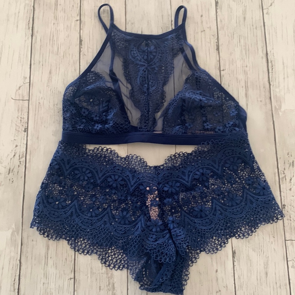 Victoria’s Secret intimate sleeper SZ Medium
